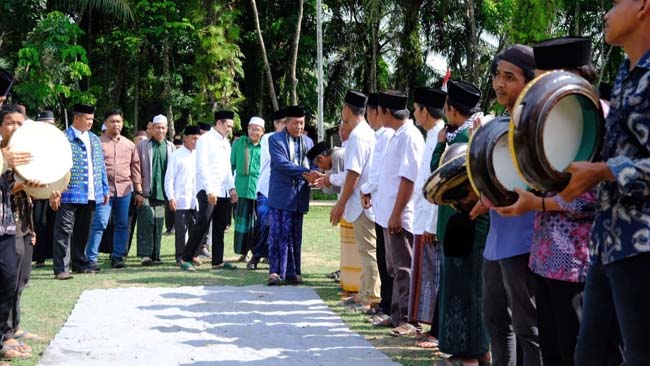 Hadiri Pengajian Akbar