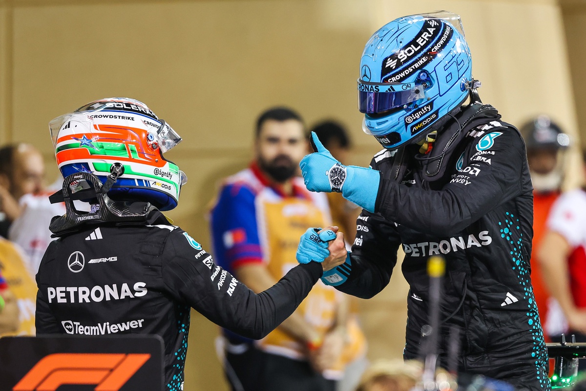 Mercedes Tetap Dengan Russell