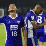 Persib Bandung vs Persis Solo