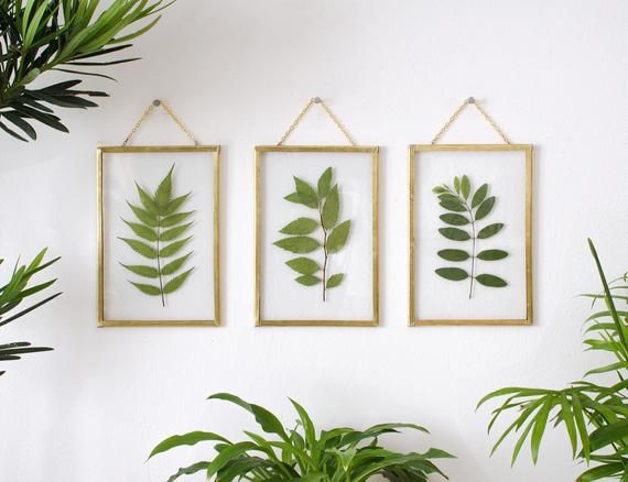 Hiasan Dinding dari Daun Kering