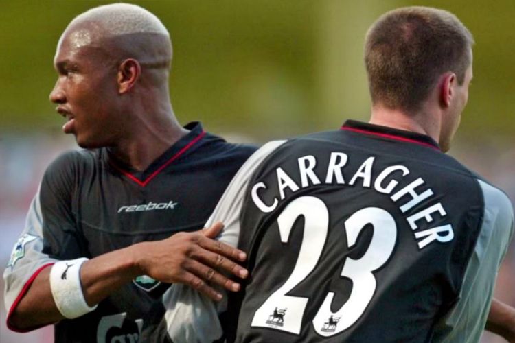 10 Pemain Sepak Bola