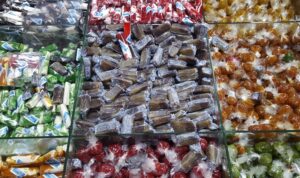 Oleh-Oleh Paling Terkenal di Garut Oleh-Oleh Paling Terkenal di Garut