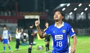 Persib Kalahkan Selangor FC Persib Kalahkan Selangor FC