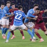 Napoli Menang Derbi del Sole
