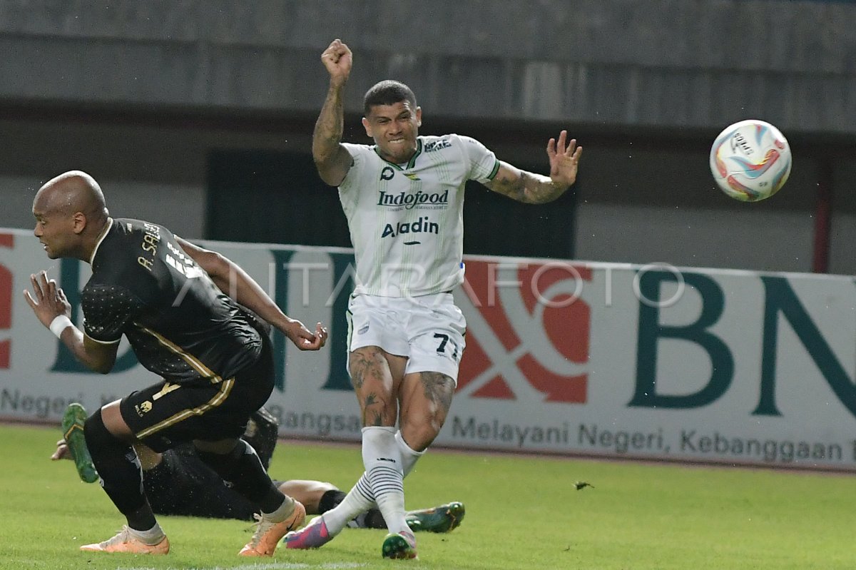 Persib Kalahkan Bhayangkara