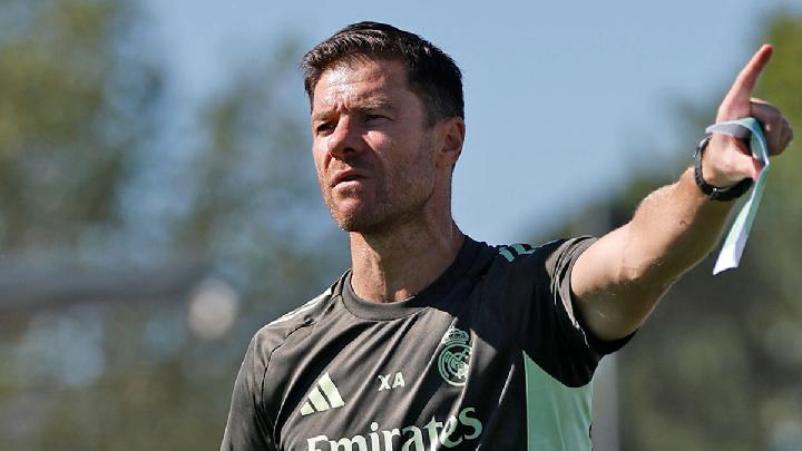 Real Madrid Pecat Xabi Alonso