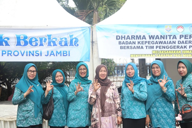 Jumat Berkah TP PKK Jambi