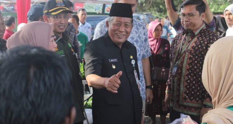 Wagub Sani Buka Gerakan Pasar Murah