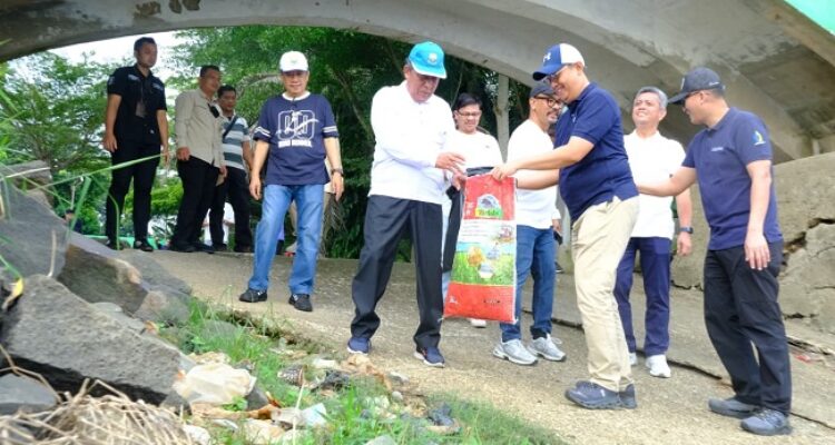 Wagub Sani Pimpin Gotong Royong