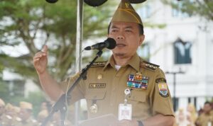 Gubernur Al Haris Gubernur Al Haris