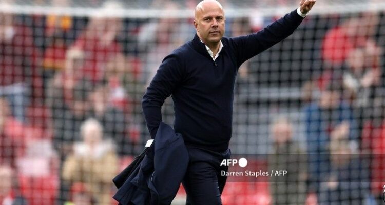 Liverpool Dianjurkan Pecat Arne Slot