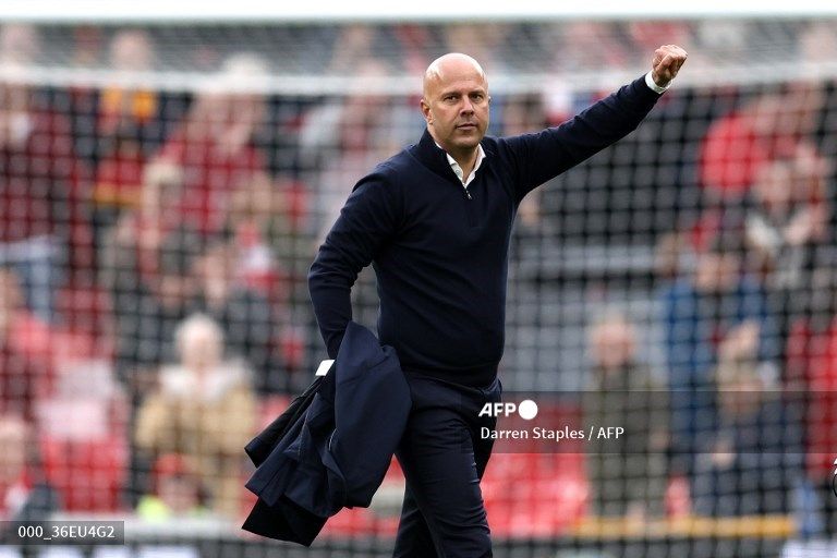 Liverpool Dianjurkan Pecat Arne Slot