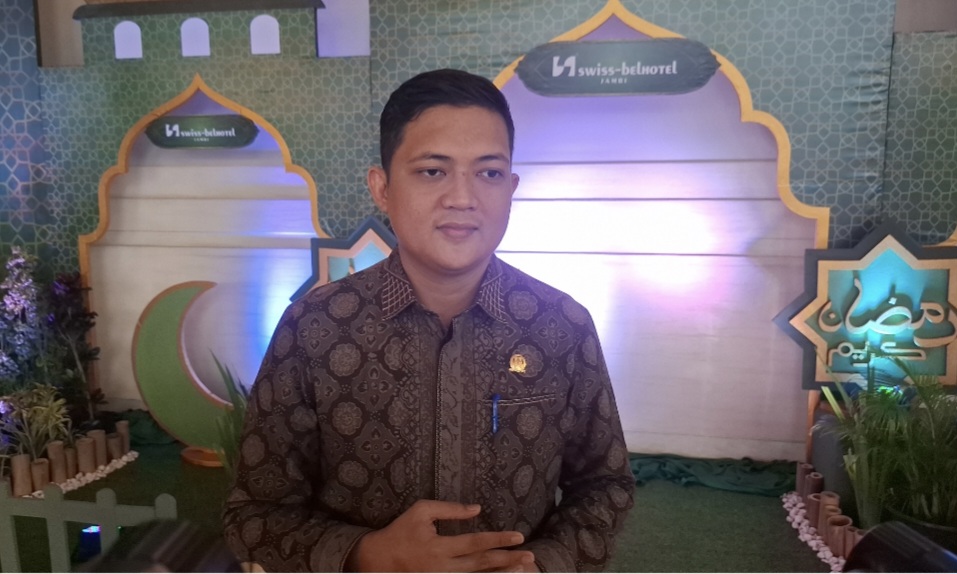Ketua DPRD Provinsi Jambi, M Hafiz Fattah