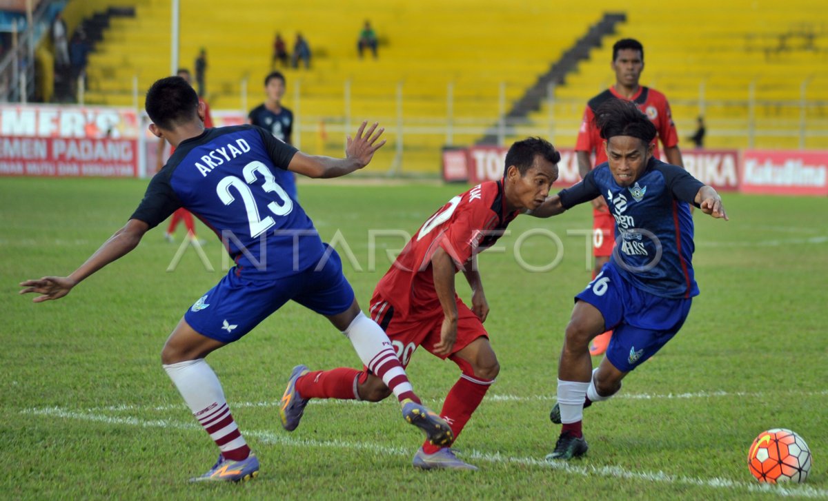 Persib Kalahkan Semen Padang 2-0
