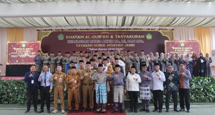 Khataman Al-Qur'an dan Tasyakuran