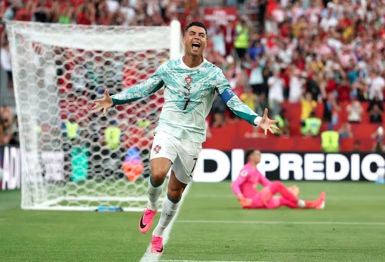 Ronaldo Pecahkan Rekor